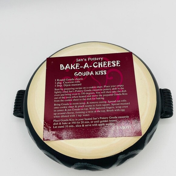 Black and white swirl glazed handmade baking dish by Jan's Pottery gouda recipe - Picture 8 of 9